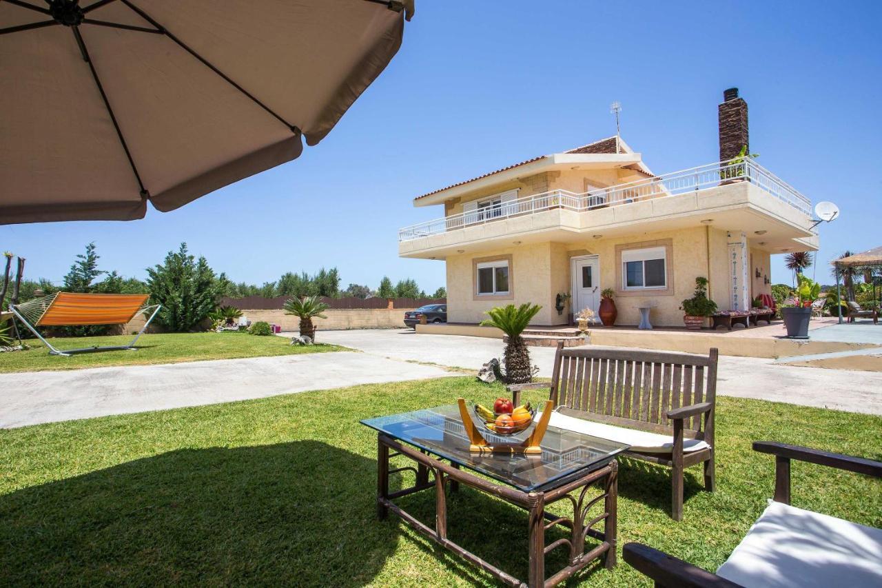 Laylande House Villa Theologos  Luaran gambar